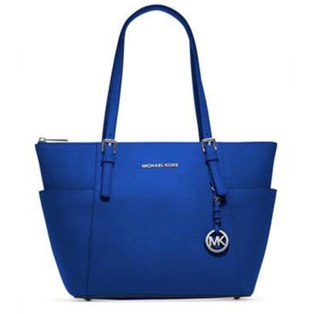 Michael Kors Voyager Medium Multifunction Tote